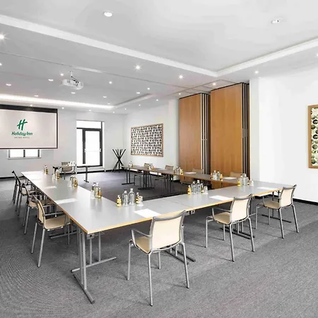 هوليداي إن - ألتي أوبر