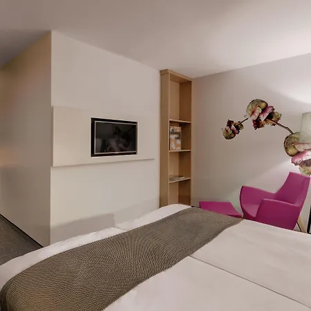 هوليداي إن - ألتي أوبر